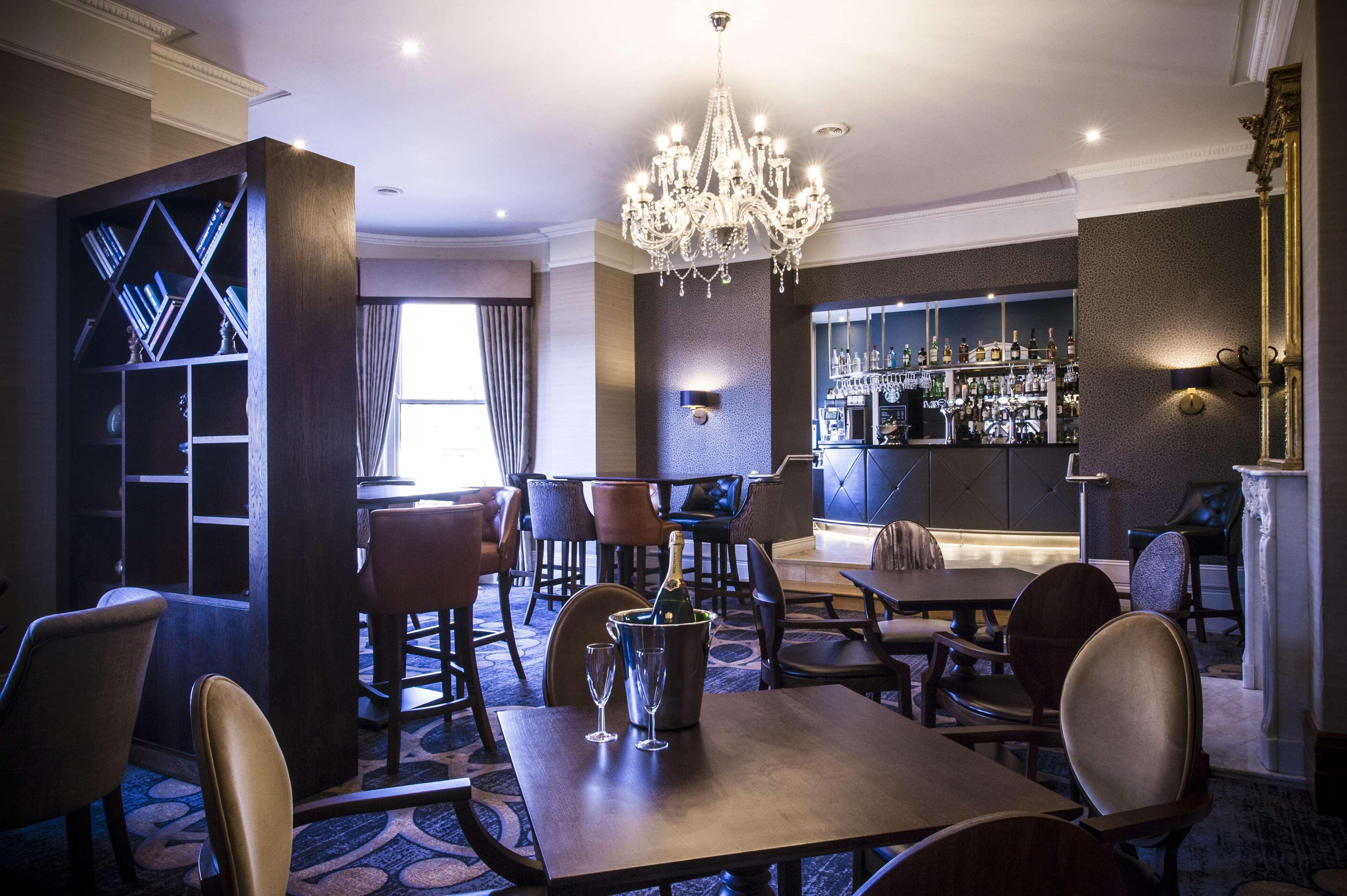 Doubletree By Hilton Cheltenham-Cotswolds Ngoại thất bức ảnh