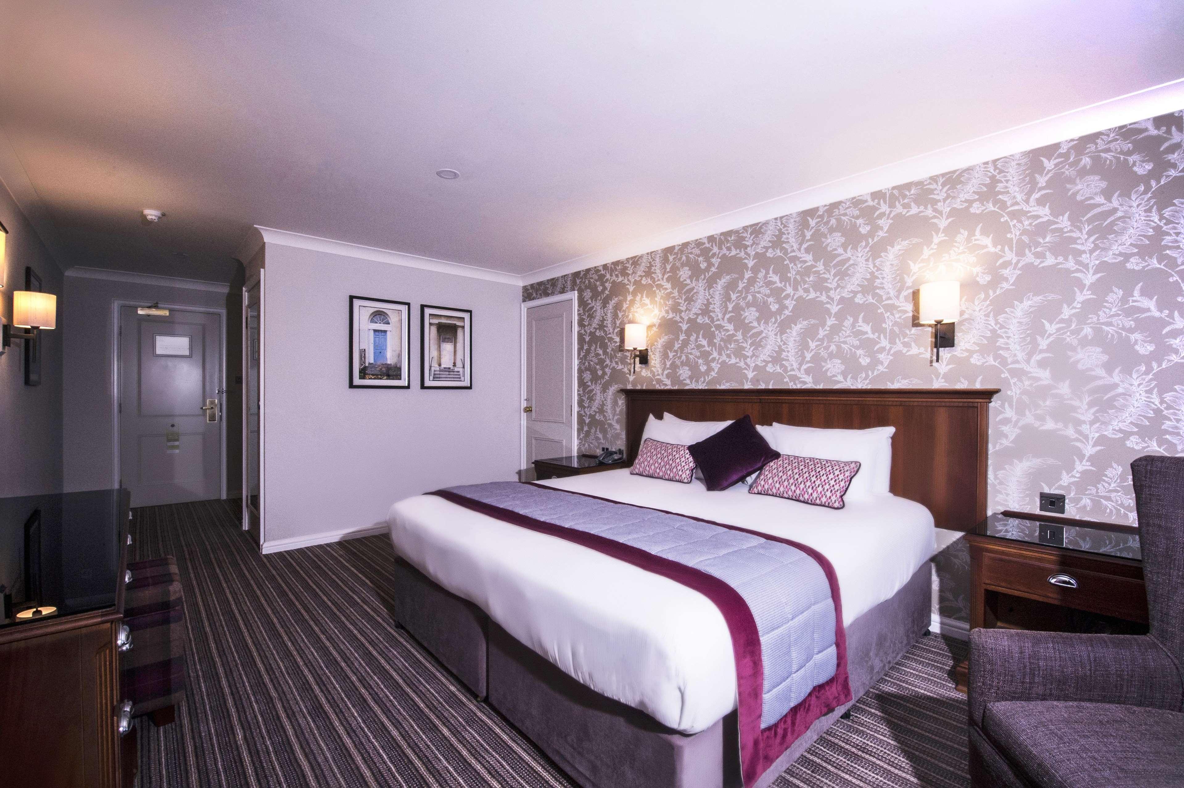 Doubletree By Hilton Cheltenham-Cotswolds Ngoại thất bức ảnh