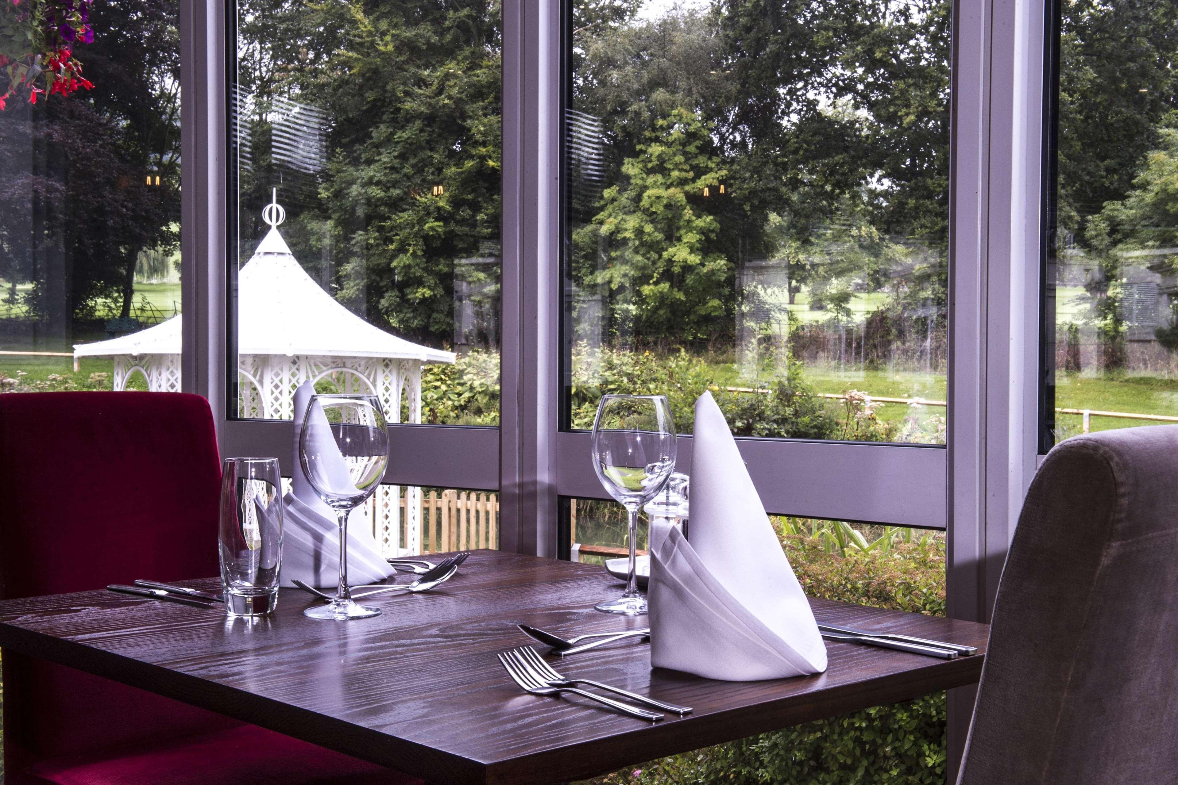 Doubletree By Hilton Cheltenham-Cotswolds Ngoại thất bức ảnh