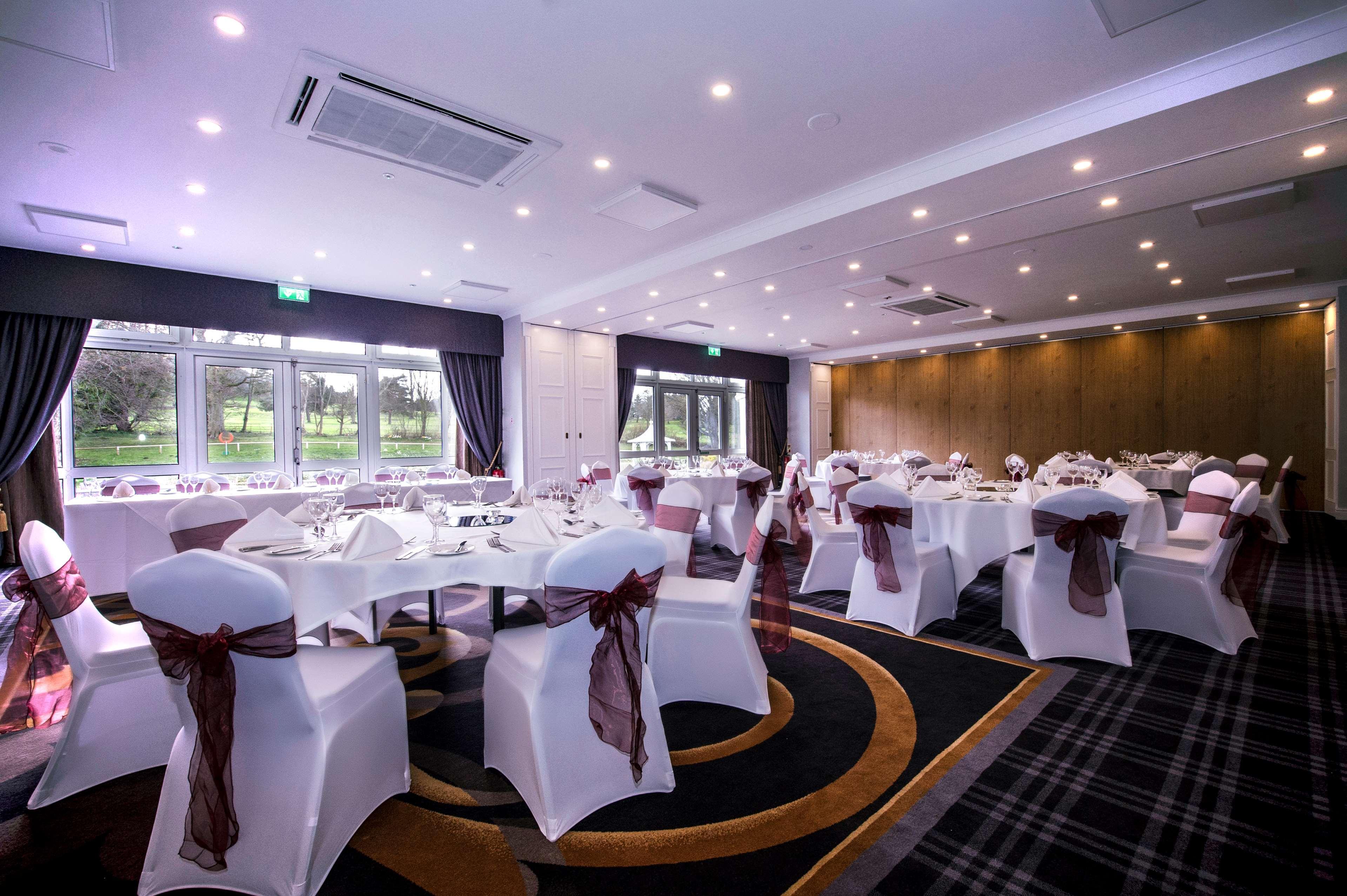 Doubletree By Hilton Cheltenham-Cotswolds Ngoại thất bức ảnh