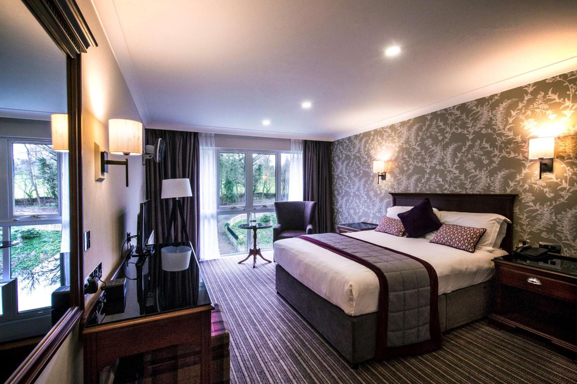 Doubletree By Hilton Cheltenham-Cotswolds Ngoại thất bức ảnh
