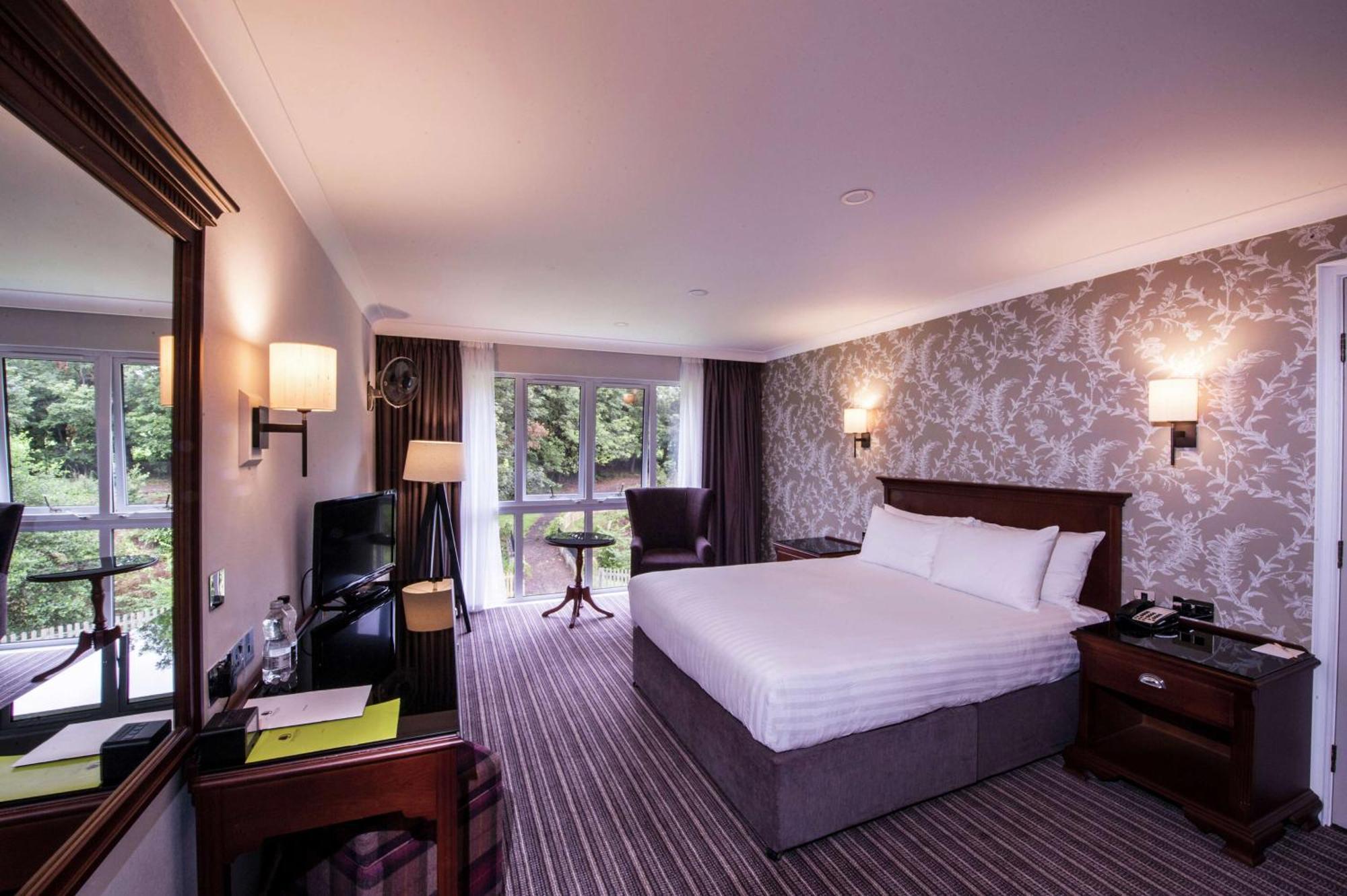 Doubletree By Hilton Cheltenham-Cotswolds Ngoại thất bức ảnh