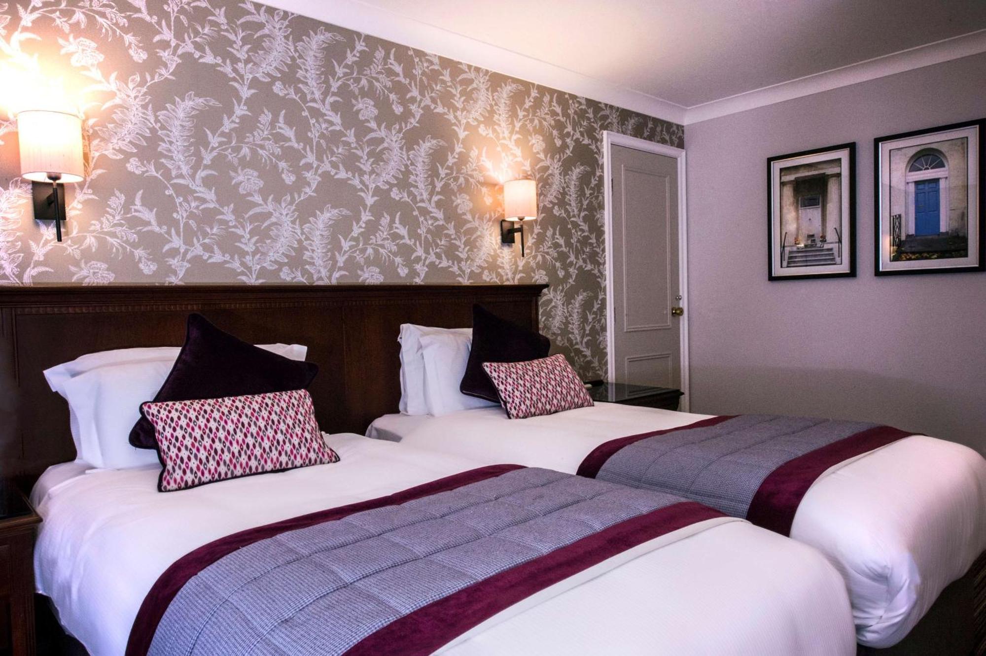 Doubletree By Hilton Cheltenham-Cotswolds Ngoại thất bức ảnh