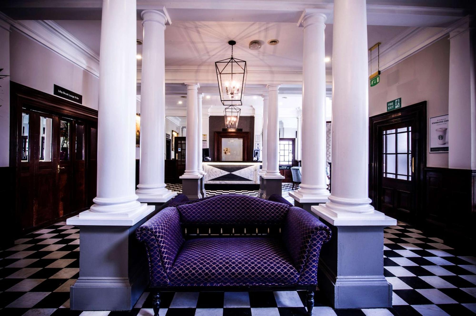 Doubletree By Hilton Cheltenham-Cotswolds Ngoại thất bức ảnh